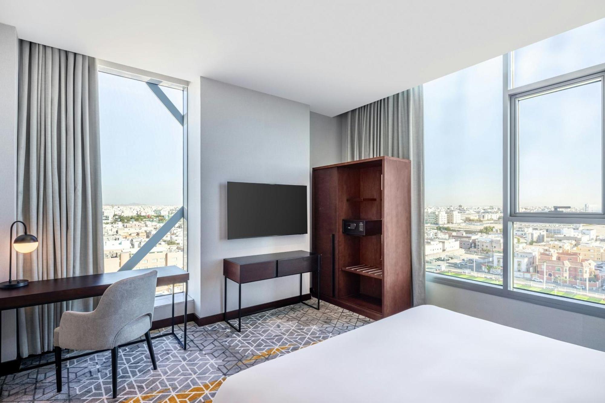 Four Points By Sheraton King Fahd Road