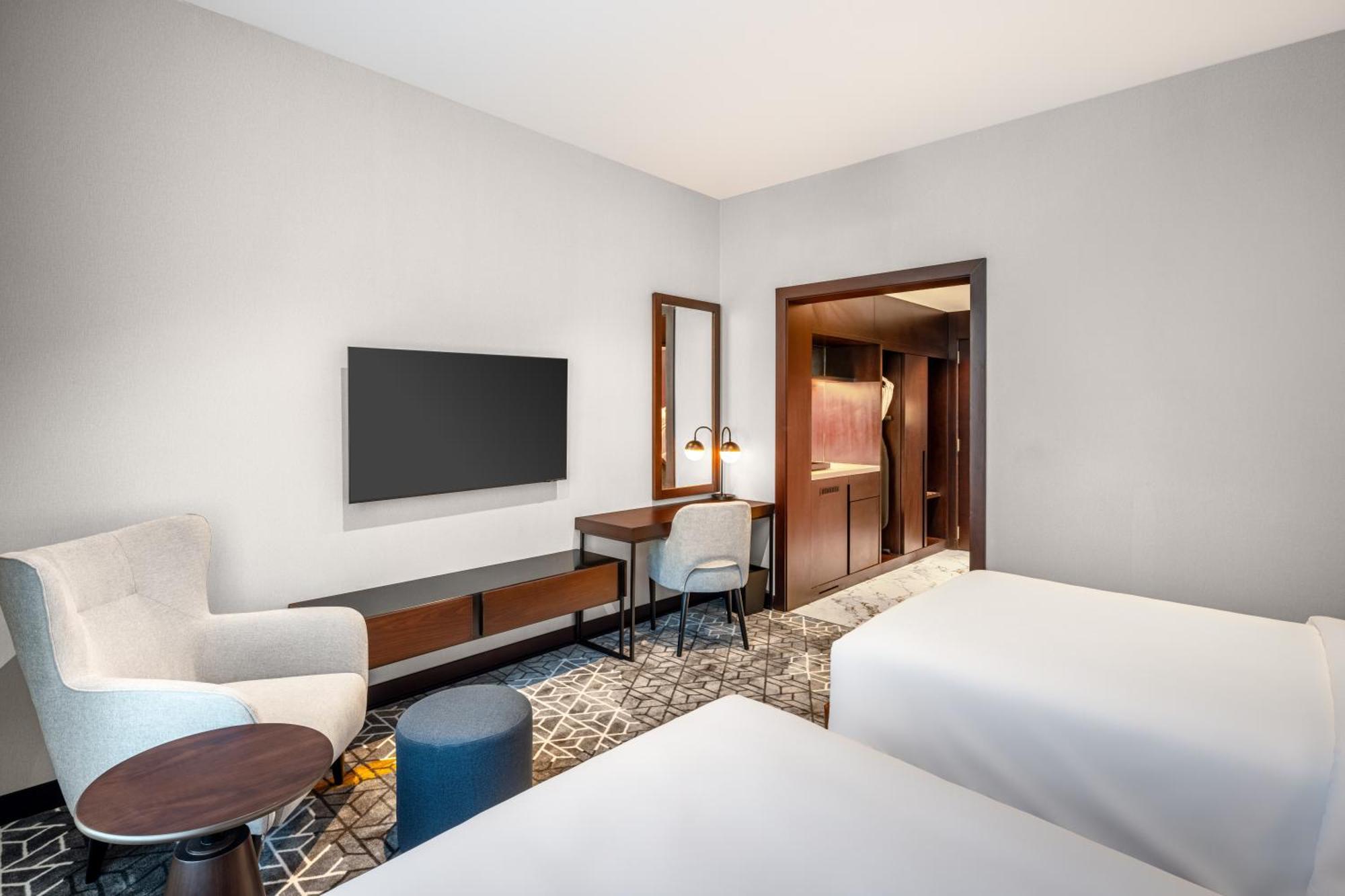 Four Points By Sheraton King Fahd Road 4*